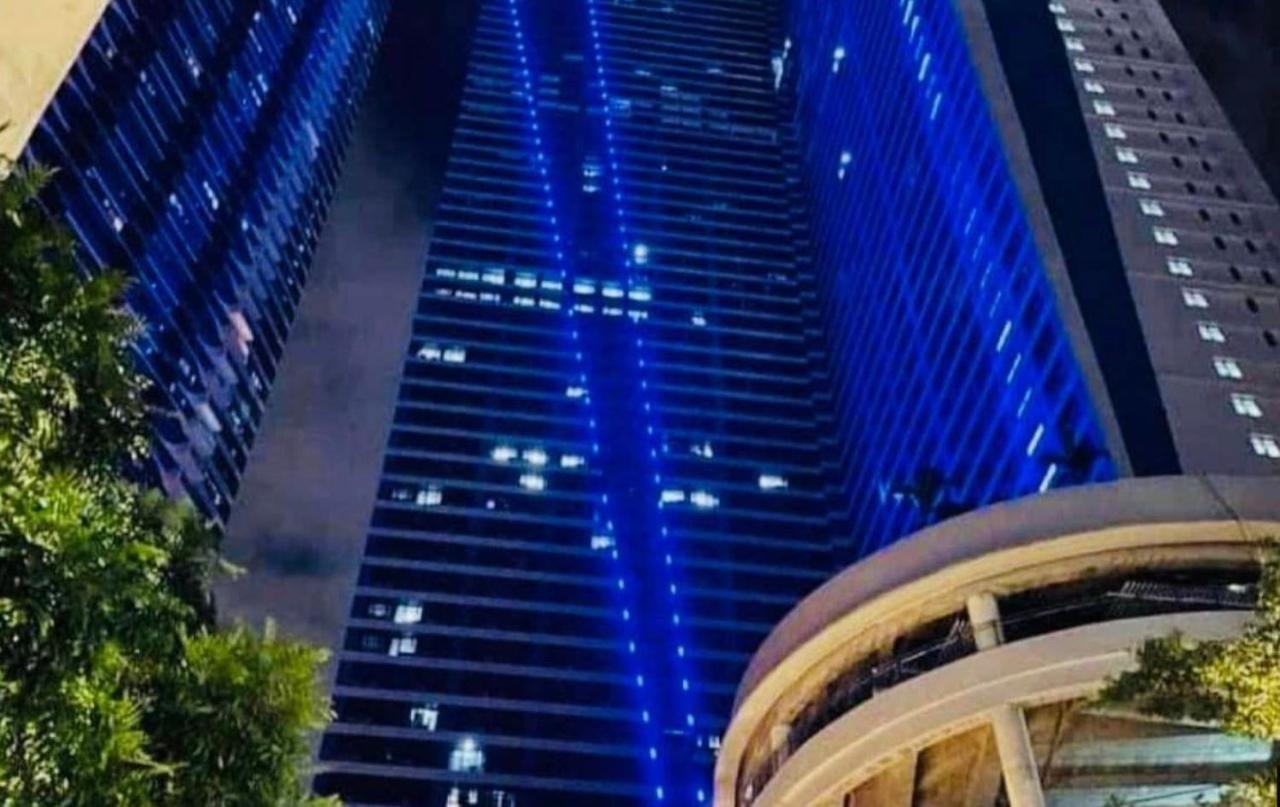 Air Luxury Makati Cbd With Balcony Appartement Manilla Buitenkant foto